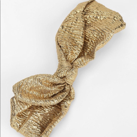 Textured Metallic Swan Lake Headwrap Guess Bite Me - Picture 2 of 8